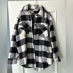 ‼️MASSIVE SALE ‼️ Black and White Plaid jacket